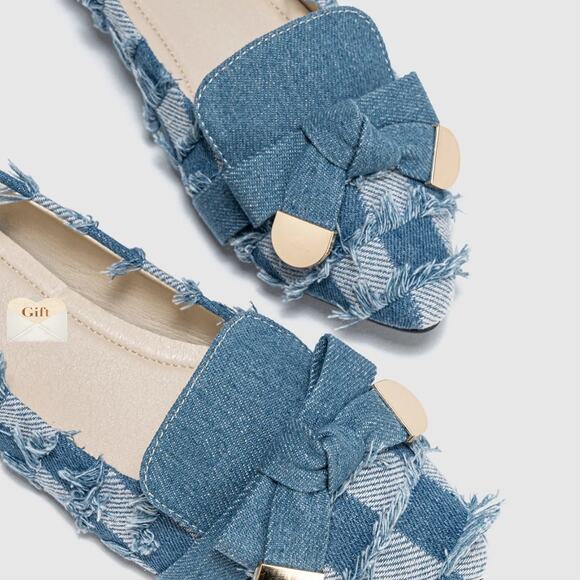 Flats - Picture 3 of 4